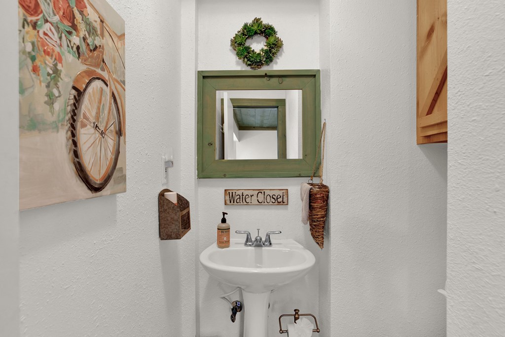 3408 Grape Creek Road Fredericksburg, TX 78624 - Photo 12 of 39