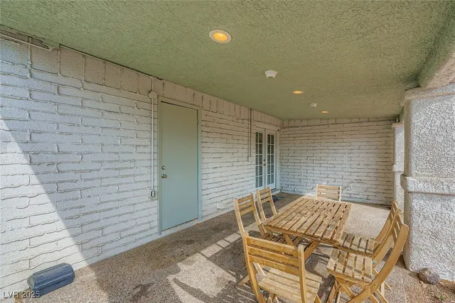 $2,250 | 1711 South 6th Street, Las Vegas, NV 89104