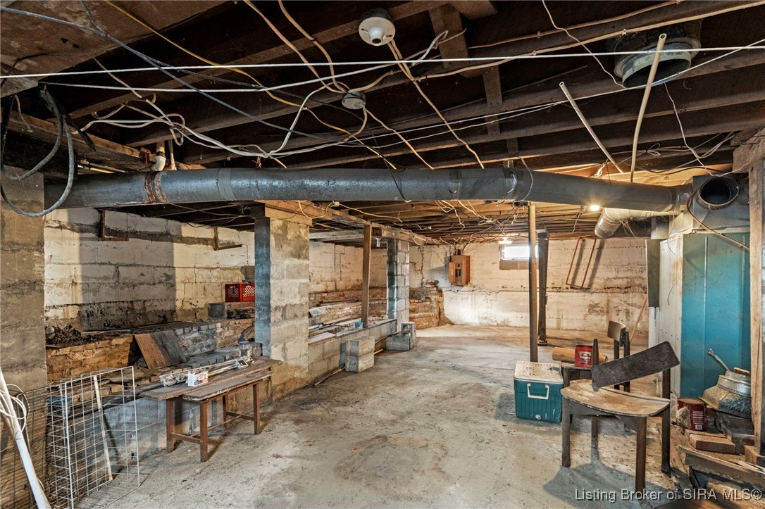 10556 Highway 421 Madison, IN 47250 - Photo 22 of 34