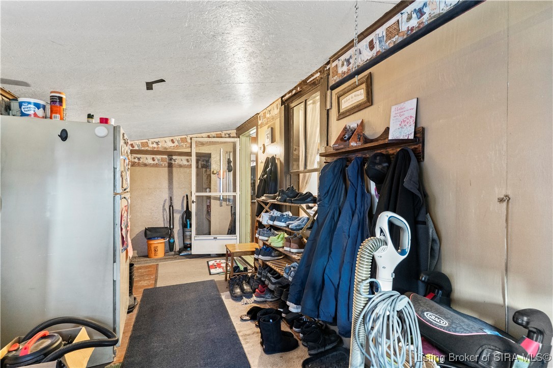 10556 Highway 421 Madison, IN 47250 - Photo 5 of 34