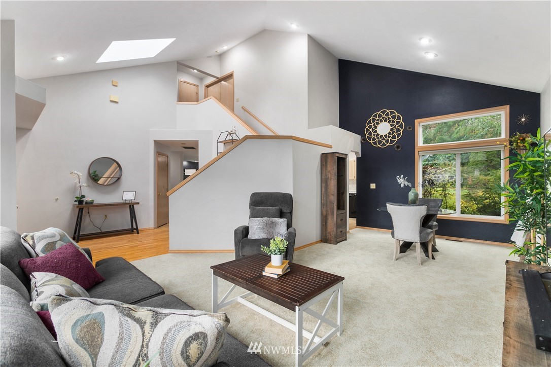 15705 Southeast 157th Street Renton, WA 98058 - Photo 3 of 26