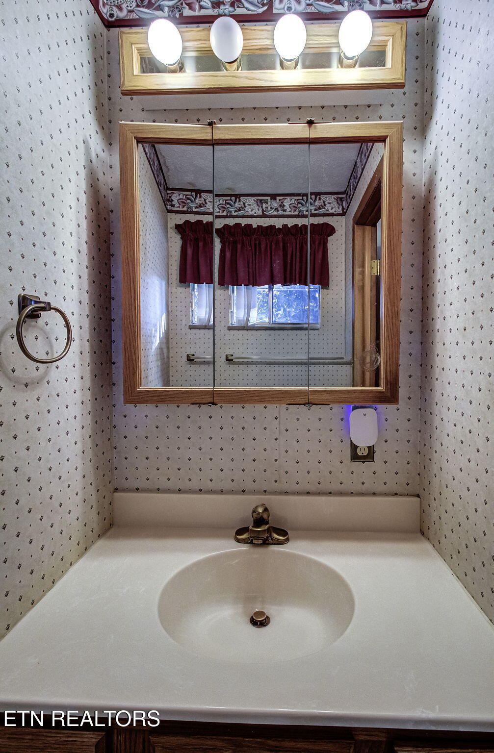 211 North Riverview Circle Sevierville, TN 37862 - Photo 12 of 33 IMG_6918