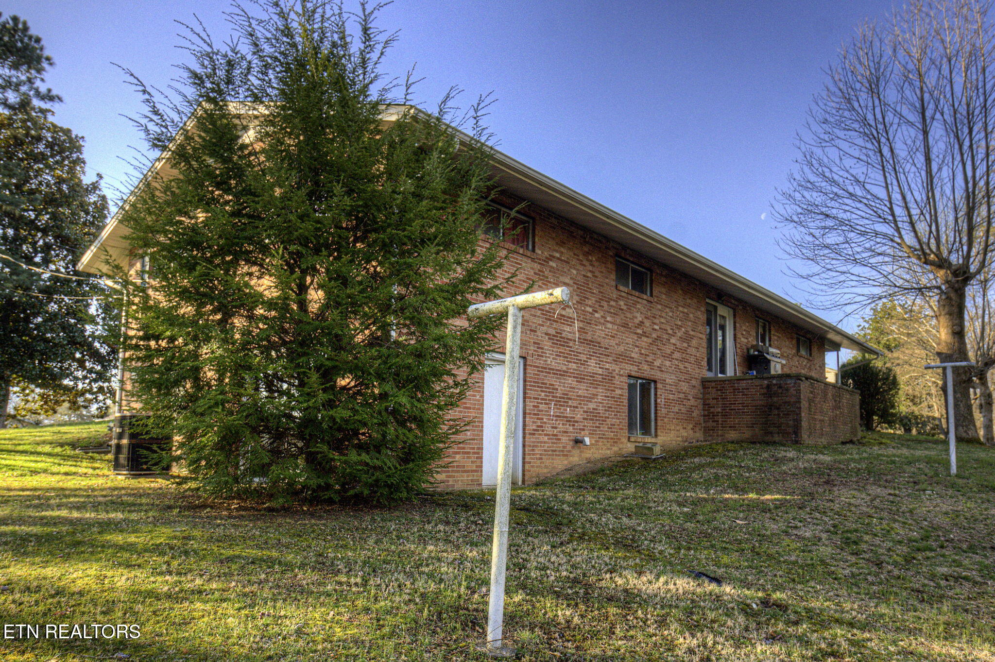 211 North Riverview Circle Sevierville, TN 37862 - Photo 30 of 33 IMG_7005