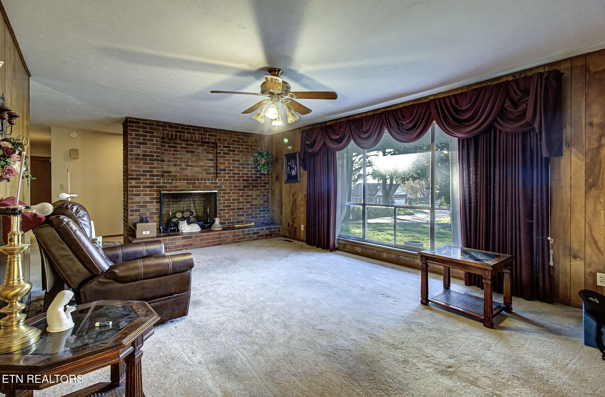 211 North Riverview Circle Sevierville, TN 37862 - Photo 7 of 33 IMG_6861