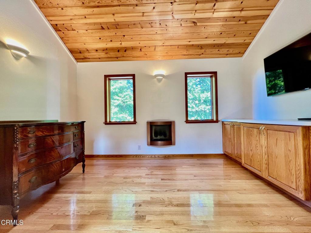 33370 Little Valley Road Fort Bragg, CA 95437 - Photo 31 of 70 a view interior of the house with wooden floor