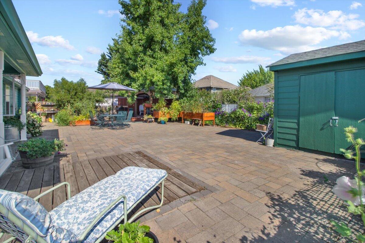 830 Amanda Way Central Point, OR 97502 - Photo 23 of 27 24-830 Amanda Way-24