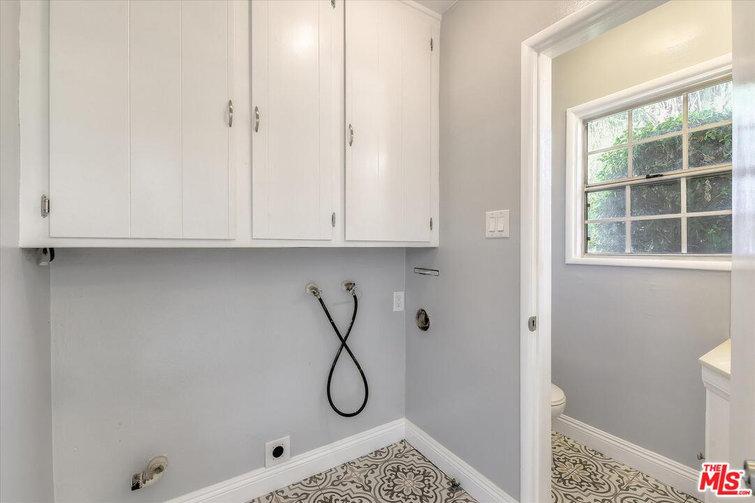 8600 Charloma Drive Downey, CA 90240 - Photo 30 of 33