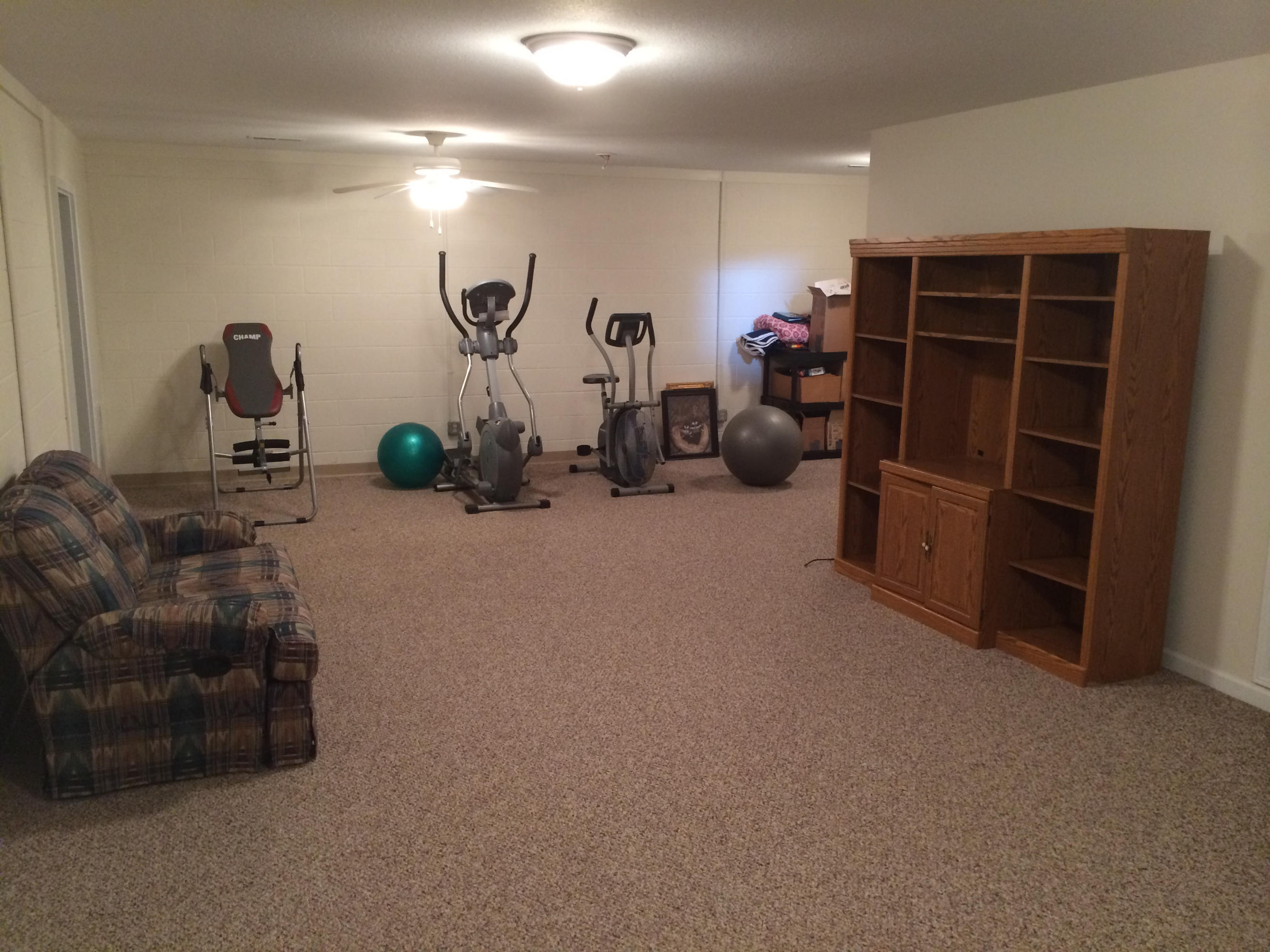 956 Chestnut Ridge Road Heiskell, TN 37754 - Photo 13 of 18 Chestnut Ridge Great Room