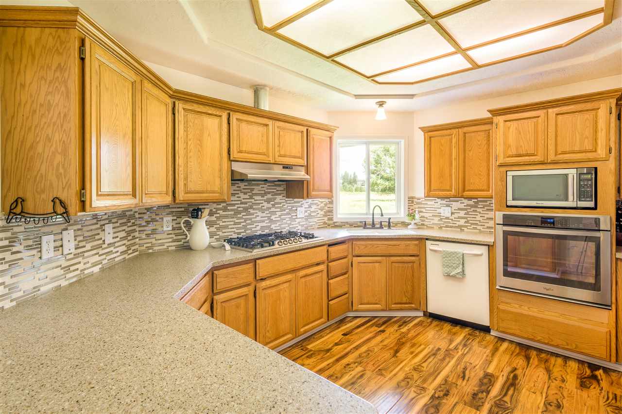 4522 South Mamer Road Spokane, WA 99206 - Photo 5 of 20