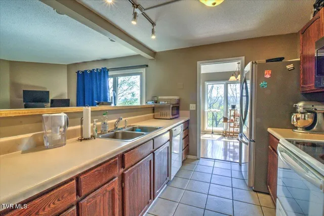 $263,874 | 316 Hickory Bluff, Johnson City, TN 37601