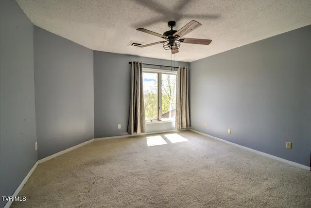 $263,874 | 316 Hickory Bluff, Johnson City, TN 37601