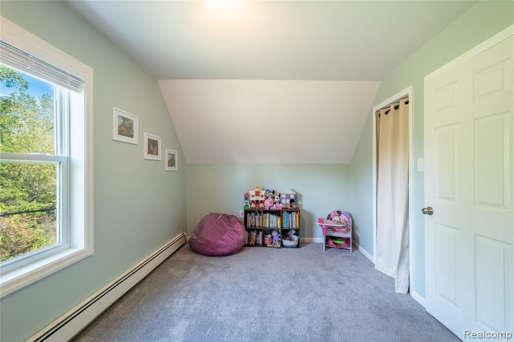 1731 Fisk Road Howell, MI 48843 - Photo 18 of 34 Gallery Image 18