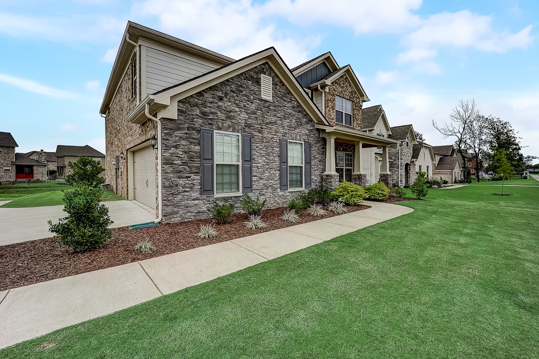 1033 Maleventum Way Spring Hill, TN 37174 - Photo 3 of 48 Gallery Image 3