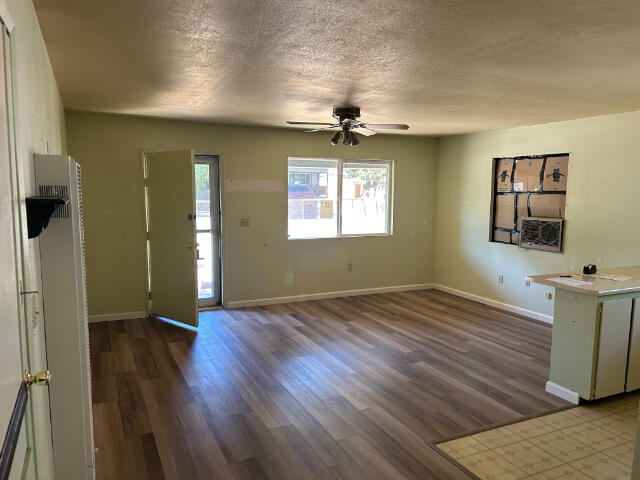 1805 Diamond Street Anderson, CA 96007 - Photo 3 of 12 IMG_2679