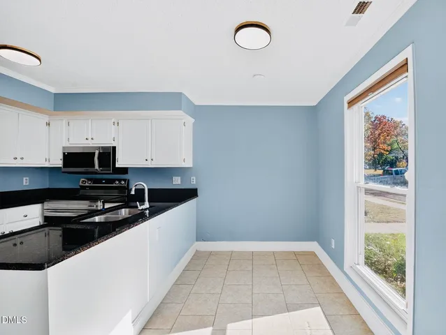 $1,700 | 1304 Seaton Road, Unit 3, Durham, NC 27713