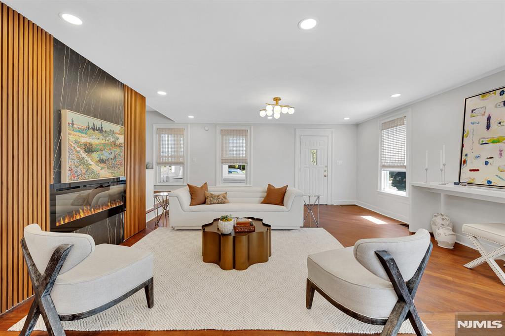 25 Riverview Avenue Rutherford, NJ 07070 - Photo 11 of 50