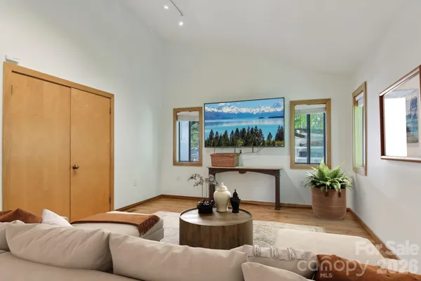 $1,795,000 | 295 Dills Road, Bryson City, NC 28713