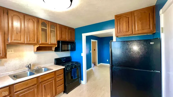 $325,000 | 10517 North Barnard Road, Pendleton, IN 46064