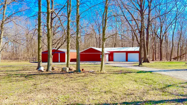 $325,000 | 10517 North Barnard Road, Pendleton, IN 46064