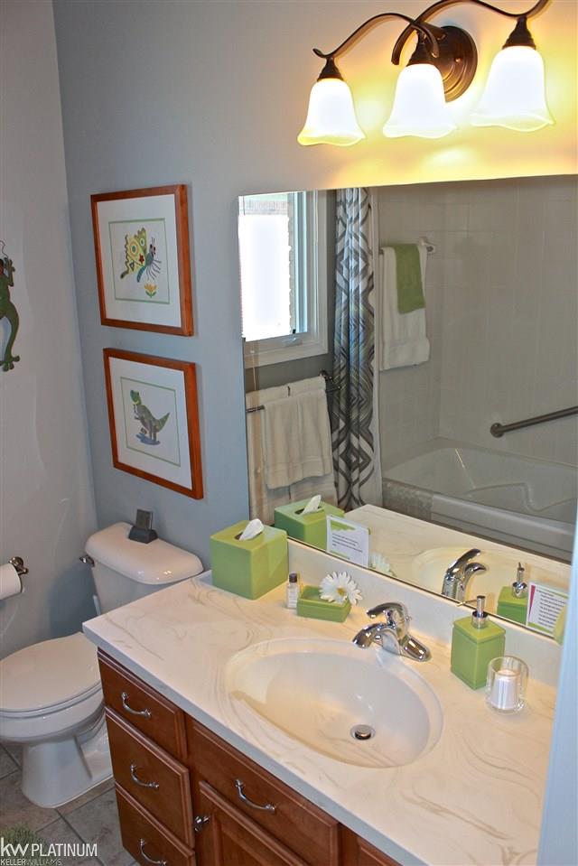 1796 Mackwood Road Rochester Hills, MI 48307 - Photo 40 of 57