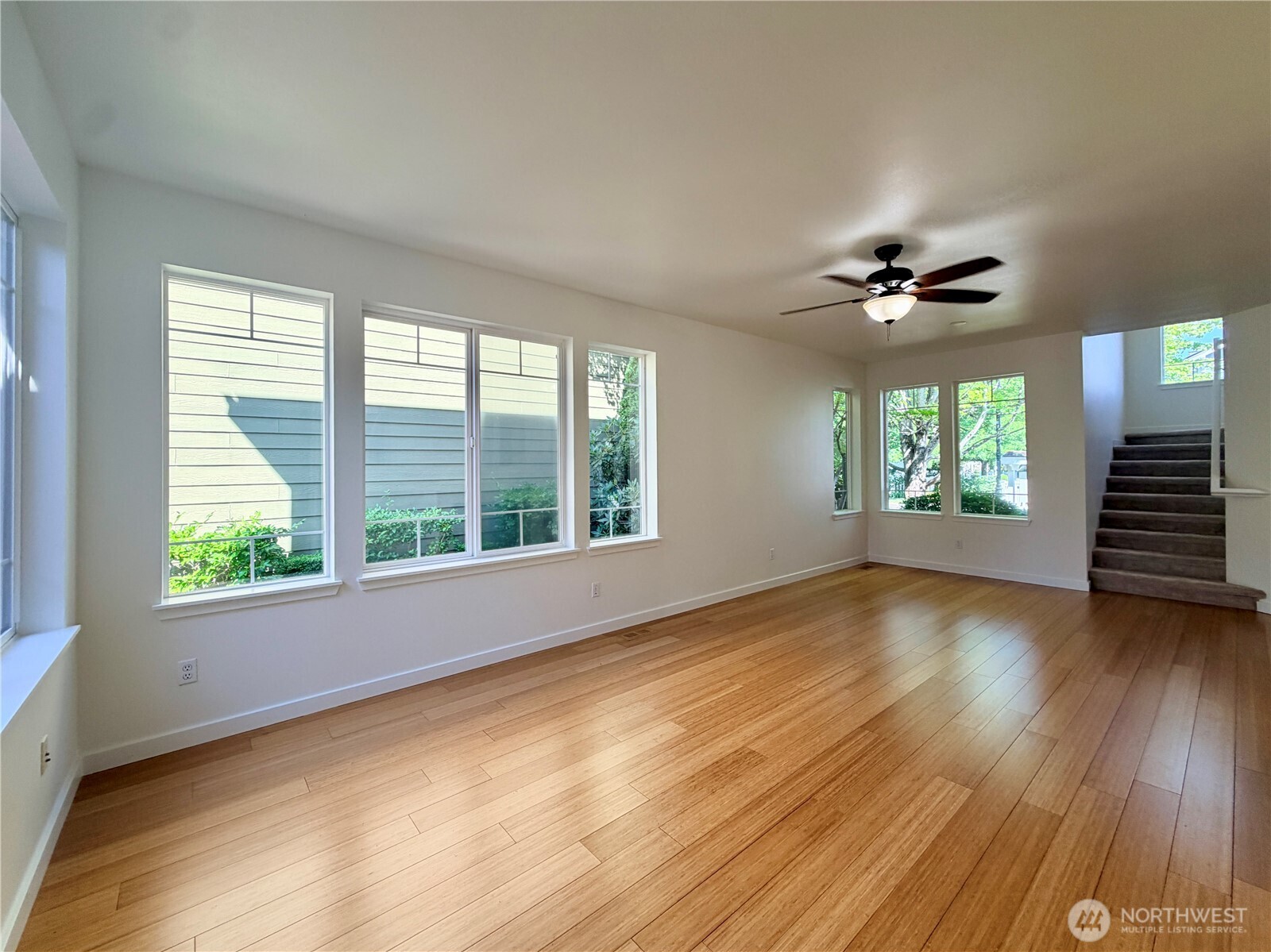 4611 Northeast 5th Place Renton, WA 98059 - Photo 9 of 37 Gallery Image 9