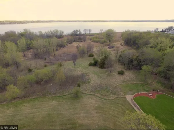 $320,000 | 609 Lake Boulevard Northwest, Buffalo, MN 55313