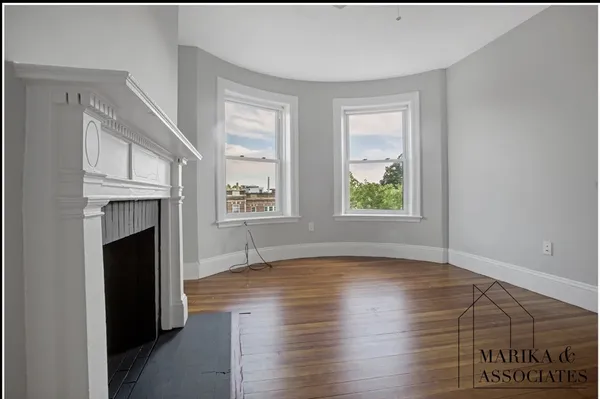 $3,995 | 108 Winthrop Road, Unit 2, Brookline, MA 02445