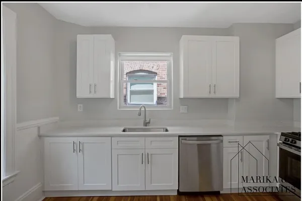 $3,995 | 108 Winthrop Road, Unit 2, Brookline, MA 02445