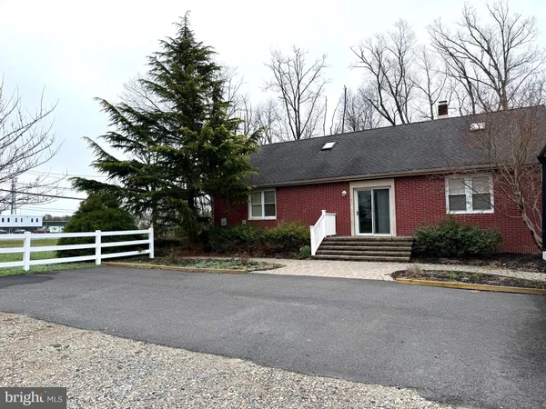 $2,850 | 2599 South Black Horse Pike, Williamstown, NJ 08094