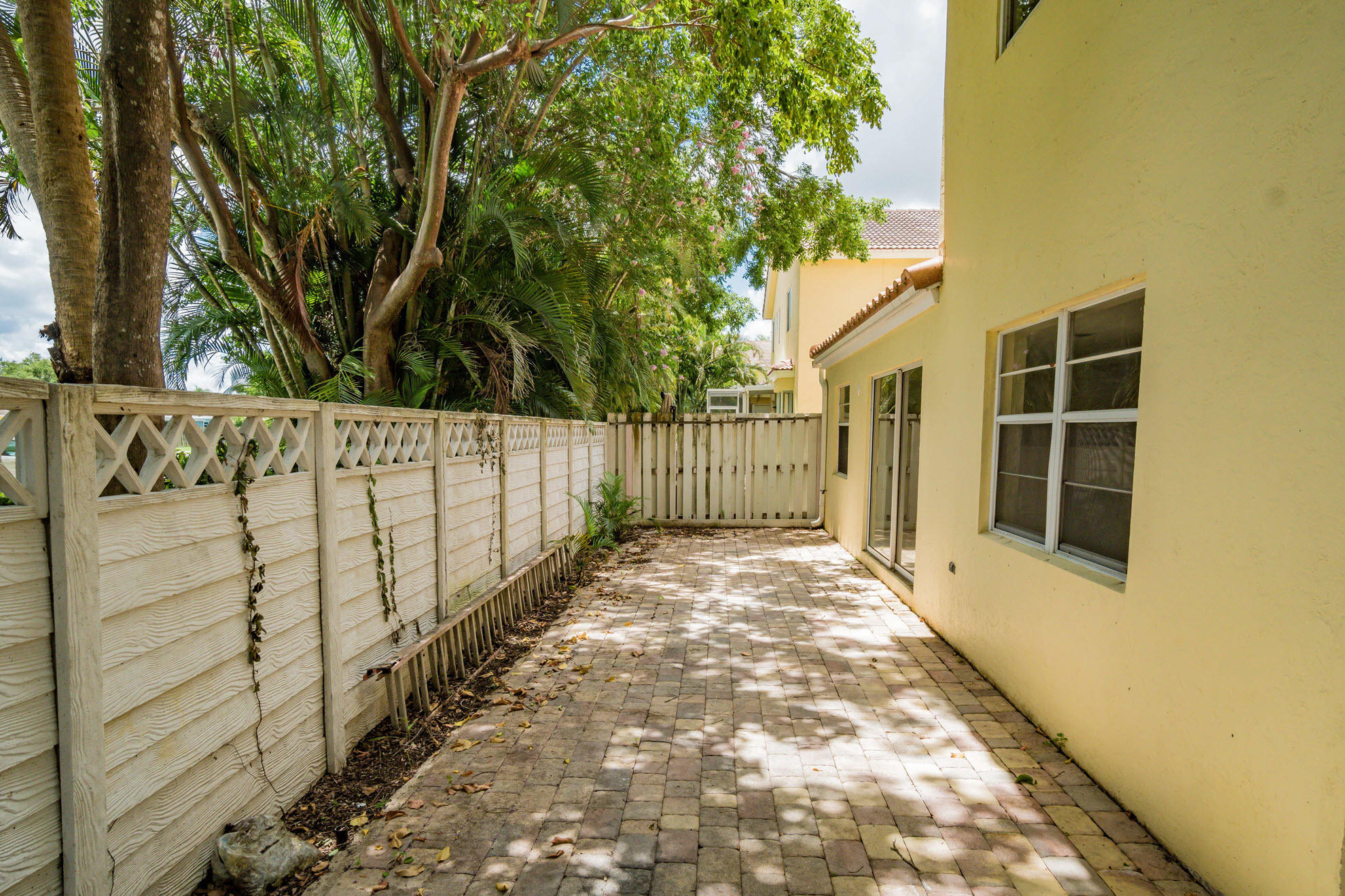 10670 Palm Spring Drive Boca Raton, FL 33428 - Photo 34 of 42 RX-10547240 (34)