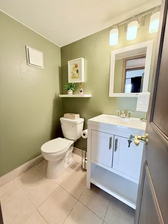 $1,650 | 402 Brighton J, Unit J, Boca Raton, FL 33434