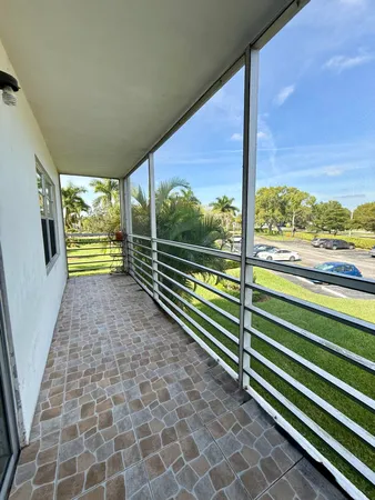 $1,650 | 402 Brighton J, Unit J, Boca Raton, FL 33434