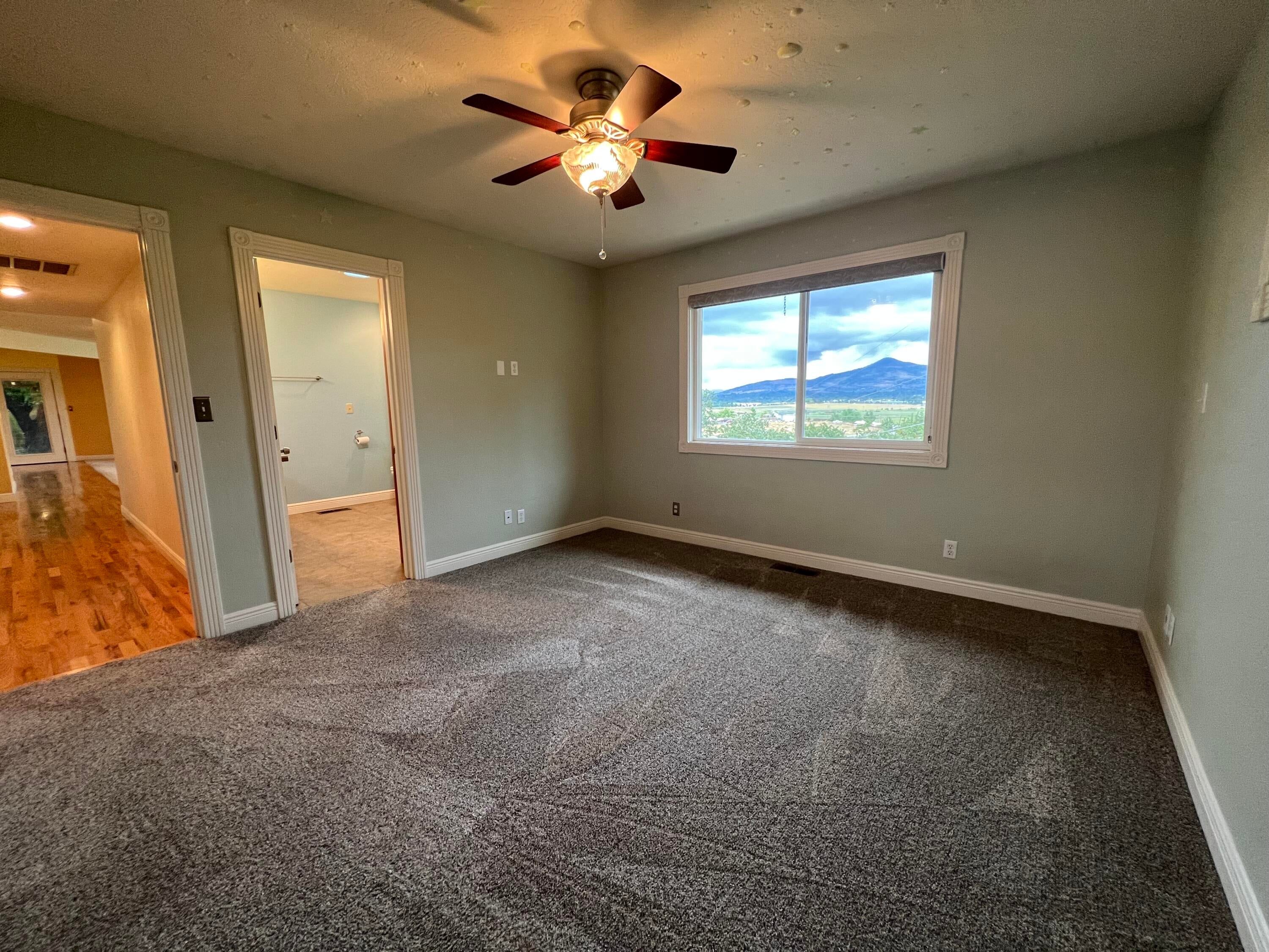 669 South Stage Road Medford, OR 97501 - Photo 27 of 44 Primary BR With View 2