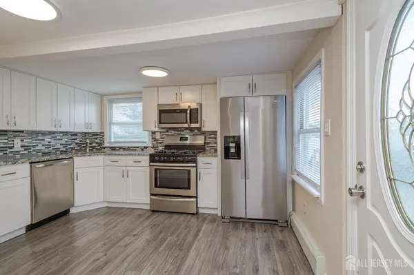 $489,900 | 14 Elmer Avenue, Monroe Township, NJ 08831