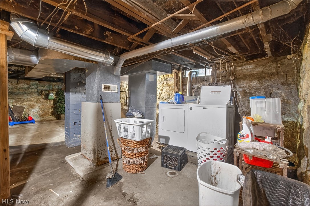 630 Walnut Road Southwest Massillon, OH 44647 - Photo 19 of 23