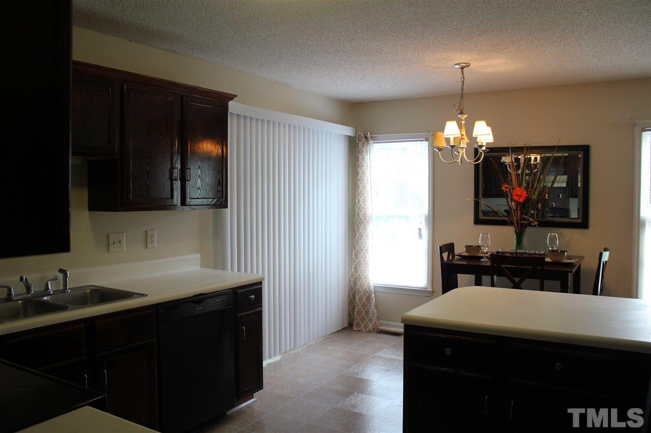 2104 Quail View Trail Raleigh, NC 27604 - Photo 4 of 20 Gallery Image 4