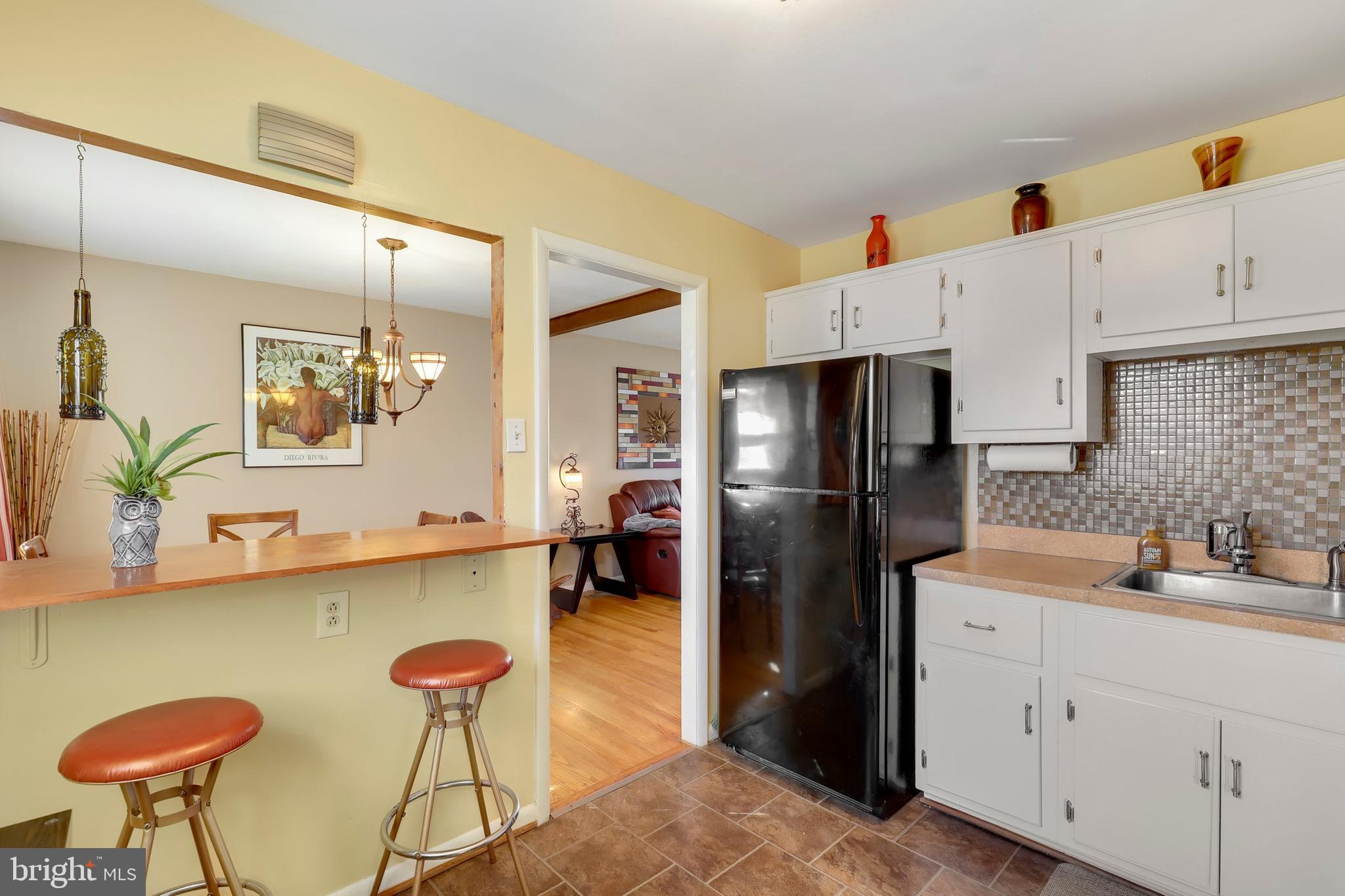 3737 Parkfield Road Baltimore, MD 21208 - Photo 10 of 21