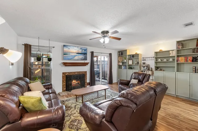 $195,000 | 6434 Kentwick Drive, Houston, TX 77084