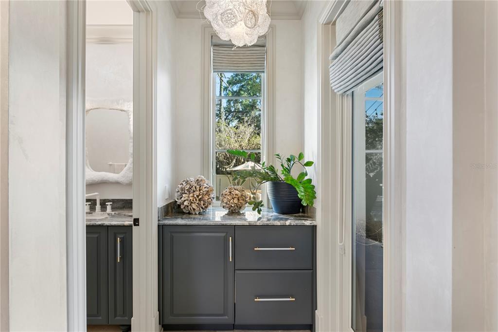 4518 West Rosemere Road Tampa, FL 33609 - Photo 36 of 97