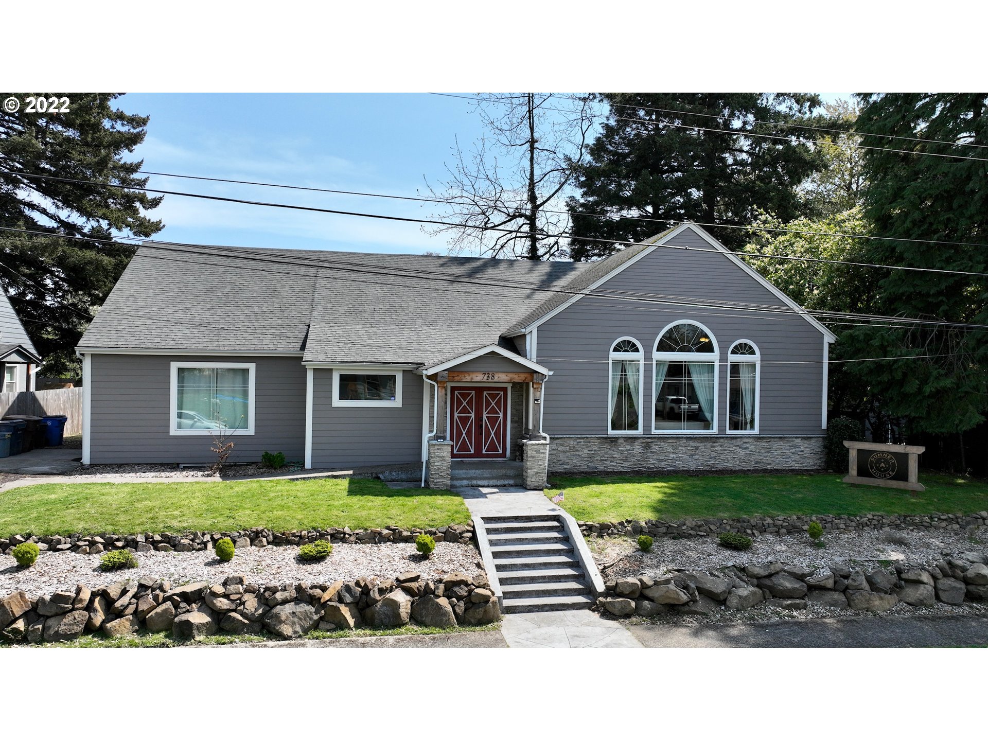 738 Southeast Sumner Street Camas, WA 98607 - Photo 1 of 25 Gallery Image 1