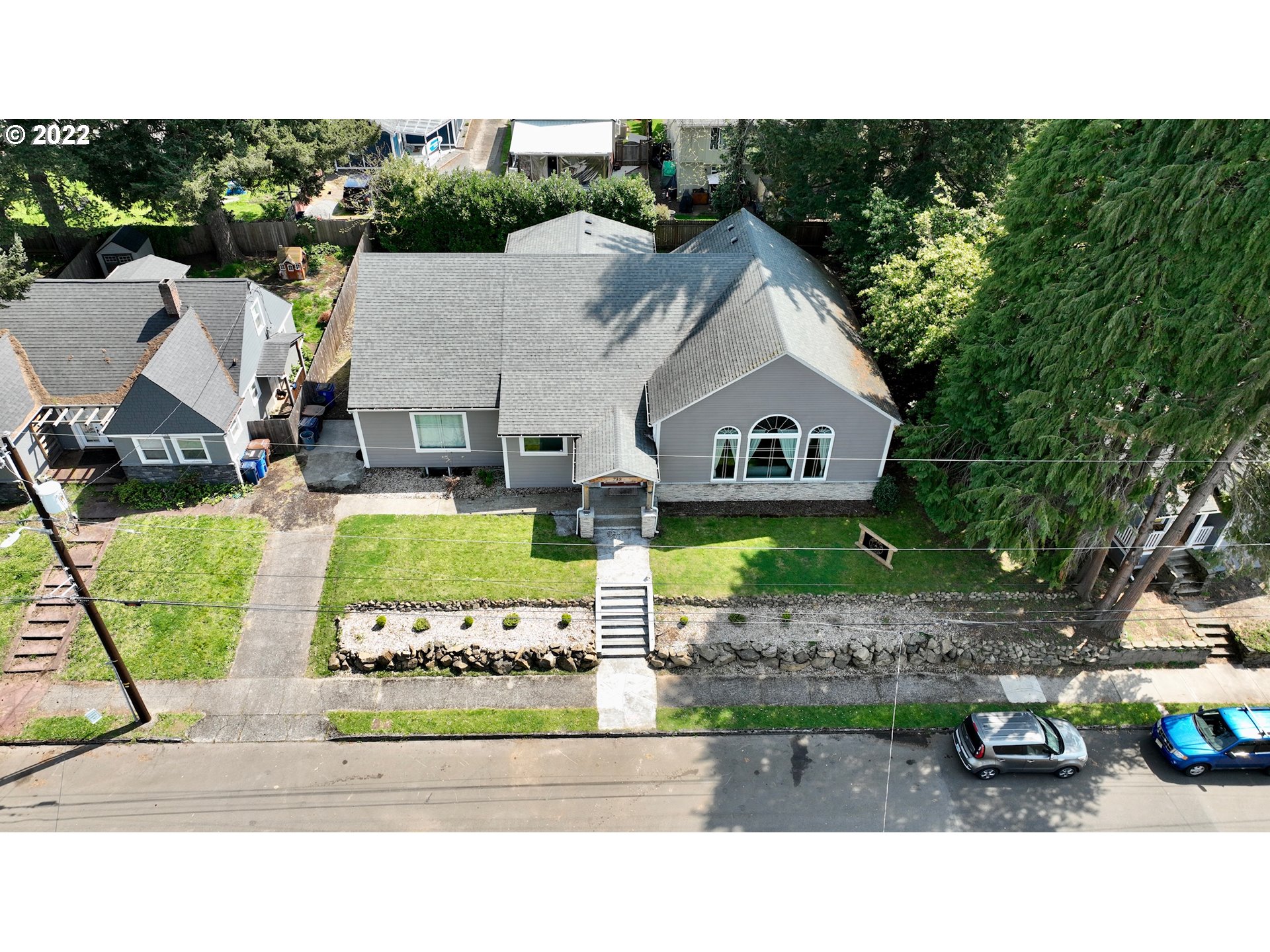 738 Southeast Sumner Street Camas, WA 98607 - Photo 2 of 25 Gallery Image 2