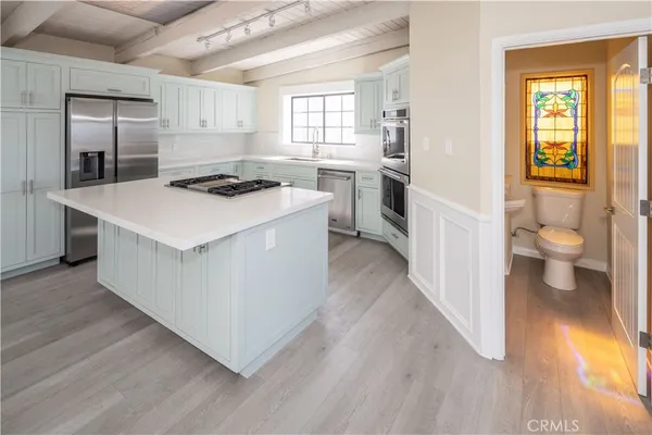 $9,950 | 434 Manhattan Avenue, Hermosa Beach, CA 90254