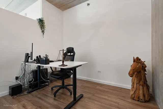 $620,000 | 630 North Franklin Street, Unit 1010, Chicago, IL 60654