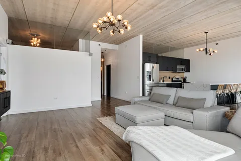 $620,000 | 630 North Franklin Street, Unit 1010, Chicago, IL 60654