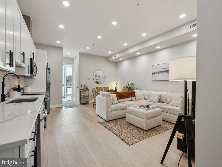 2213 M Street Northeast, Unit 9 Washington, DC 20002 - Photo 8 of 18 Gallery Image 8
