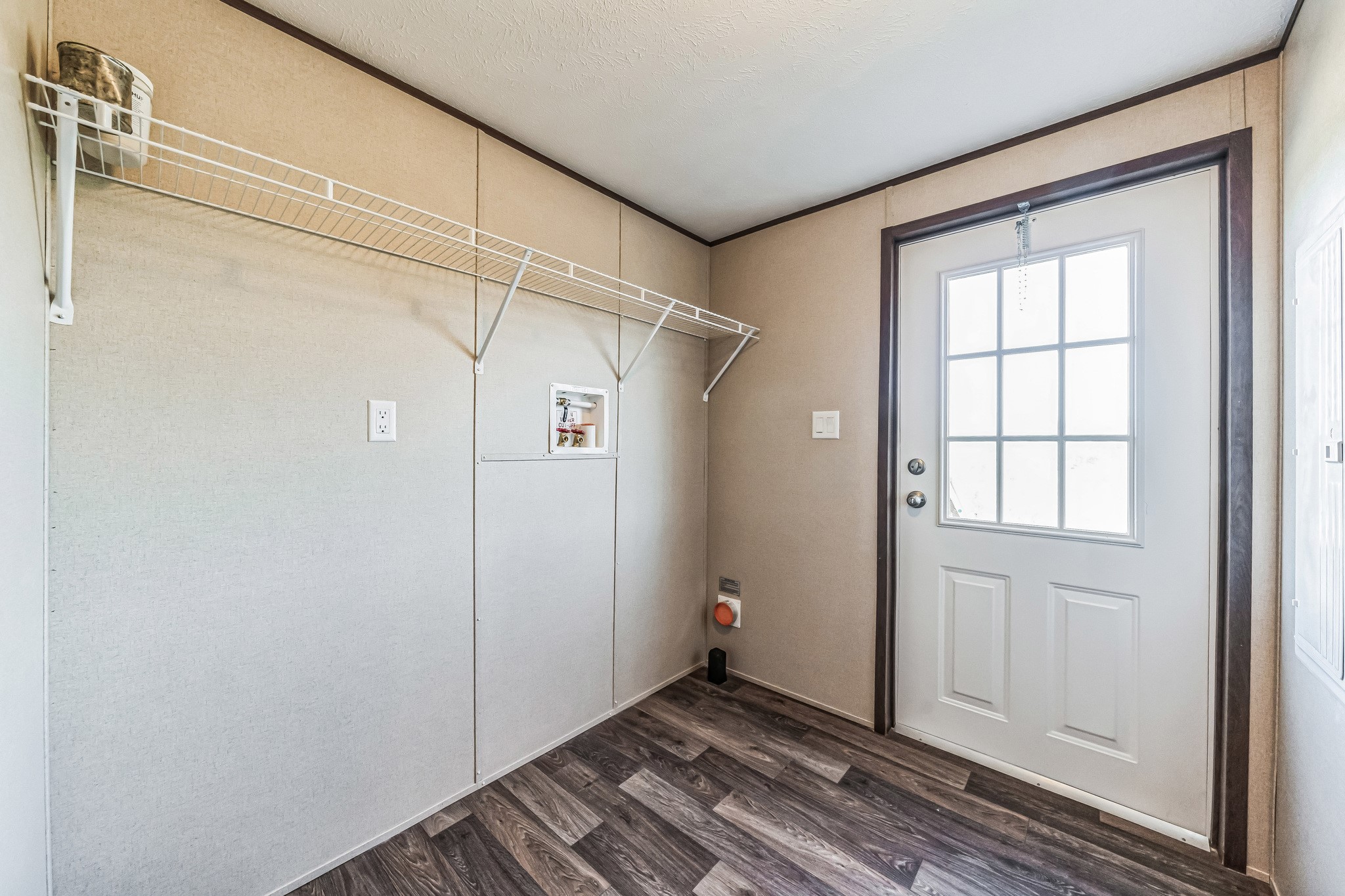 260 Pr Frio Estates Moore, TX 78057 - Photo 14 of 33 a view of an empty room with wooden floor and a window