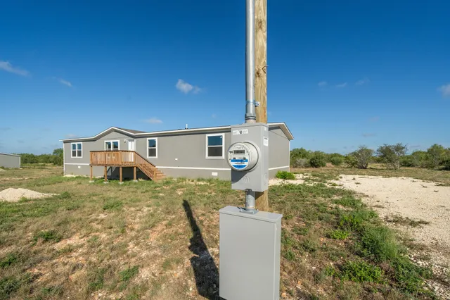 $199,900 | 260 Pr Frio Estates, Moore, TX 78057
