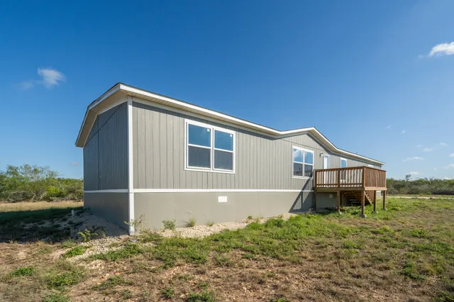 $199,900 | 260 Pr Frio Estates, Moore, TX 78057