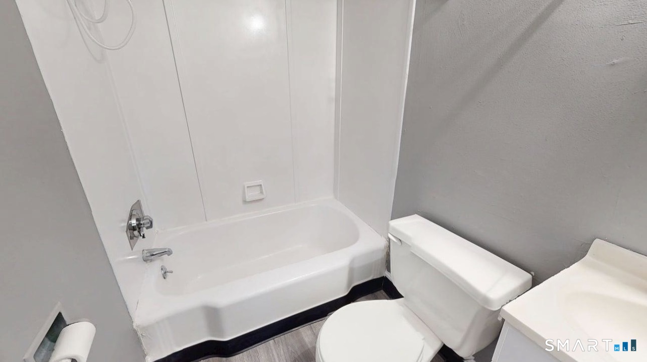 666 Main Street, Unit B2 Middletown, CT 06457 - Photo 13 of 13