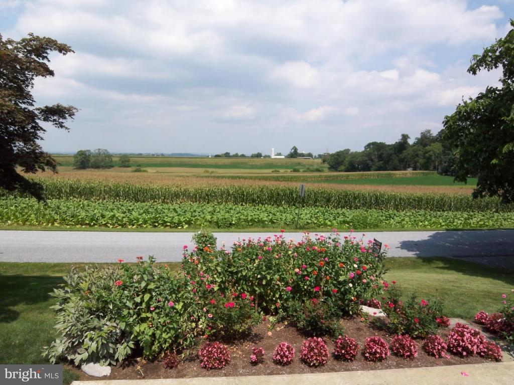 396 Windy Tor Road Leola, PA 17540 - Photo 5 of 13